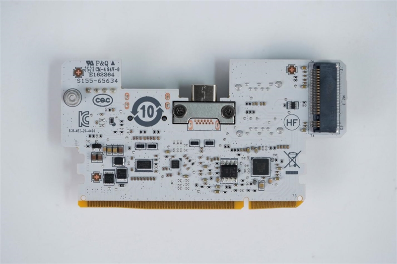 微星MPG X870I EDGE TI EVO WIFI 刀锋 钛主板评测：稳定释放200W 多种内存工具性能可提升50%