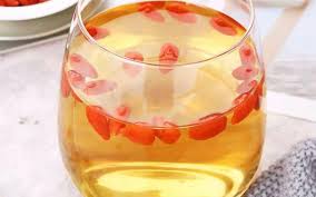 用保温杯泡枸杞后枸杞能扔掉吗