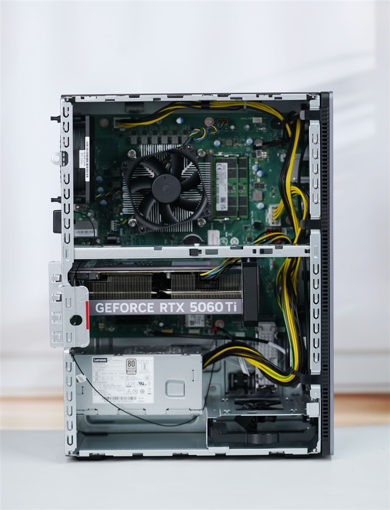 联想GeekPro台式机评测:移动平台的台式机 冷静高效扩展性强