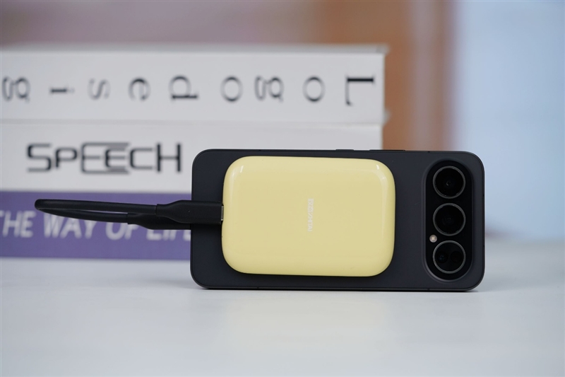 长江存储致态灵·潮流版移动固态硬盘 2TB评测：可能是最强缓外性能移动固态硬盘