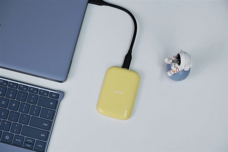 长江存储致态灵·潮流版移动固态硬盘 2TB评测：可能是最强缓外性能移动固态硬盘