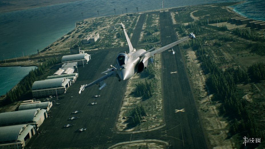 皇牌空战7：未知空域免安装绿色中文版