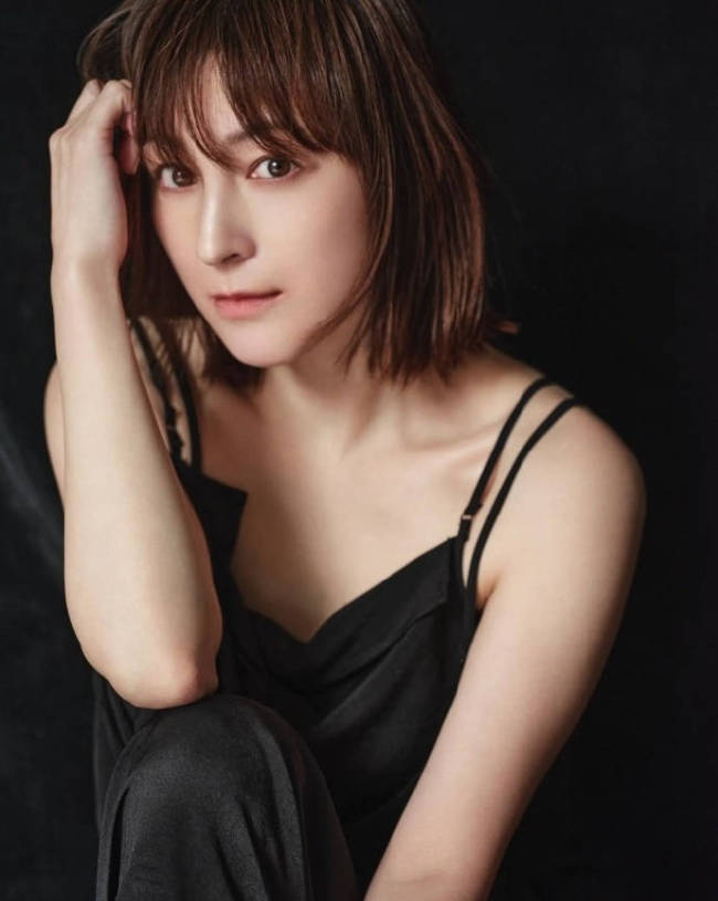 广末凉子飙速185公里酿车祸 因过失驾驶伤害被起诉