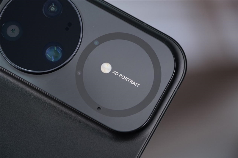 前后双红枫上阵 华为nova 15 Ultra全面评测:年轻人的影像轻旗舰!