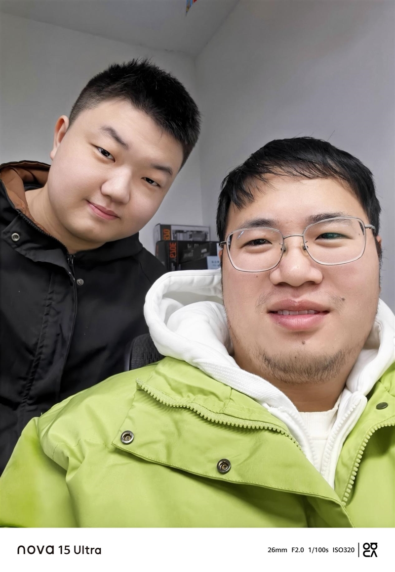 前后双红枫上阵 华为nova 15 Ultra全面评测:年轻人的影像轻旗舰!