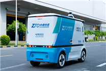 无人驾驶快递车发生事故后 责任谁来担？专家详解