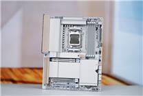 实木元素亮眼！技嘉X870E AERO X3D WOOD主板评测：顶级性能搭配全新设计 DIY审美新高度