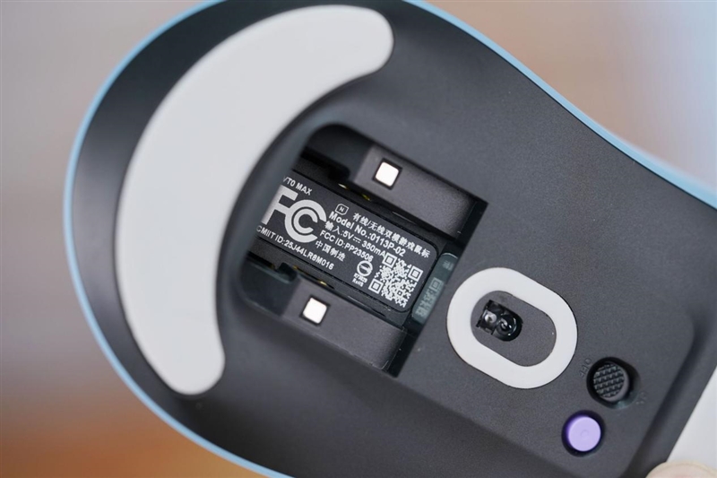 最快续航最久的XM模具 雷柏 VT0/VT0 Max鼠标实测:这是目前最均衡的轻量化旗舰