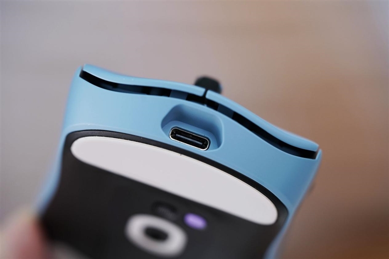 最快续航最久的XM模具 雷柏 VT0/VT0 Max鼠标实测:这是目前最均衡的轻量化旗舰