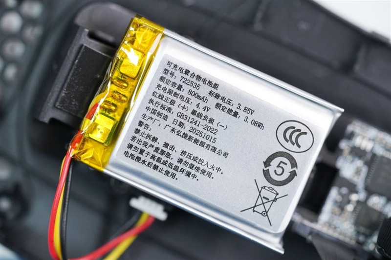 最快续航最久的XM模具 雷柏 VT0/VT0 Max鼠标实测:这是目前最均衡的轻量化旗舰