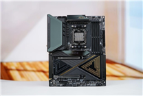 媲美超神板的ACE战神板！微星MEG X870E ACE MAX评测