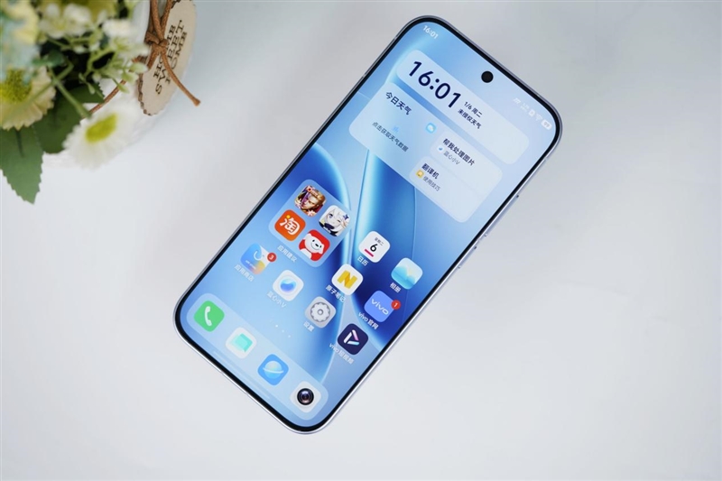 满杯实力无需取舍!iQOO Z11 Turbo评测:第五代骁龙8+Q2独显 新的中端性能王