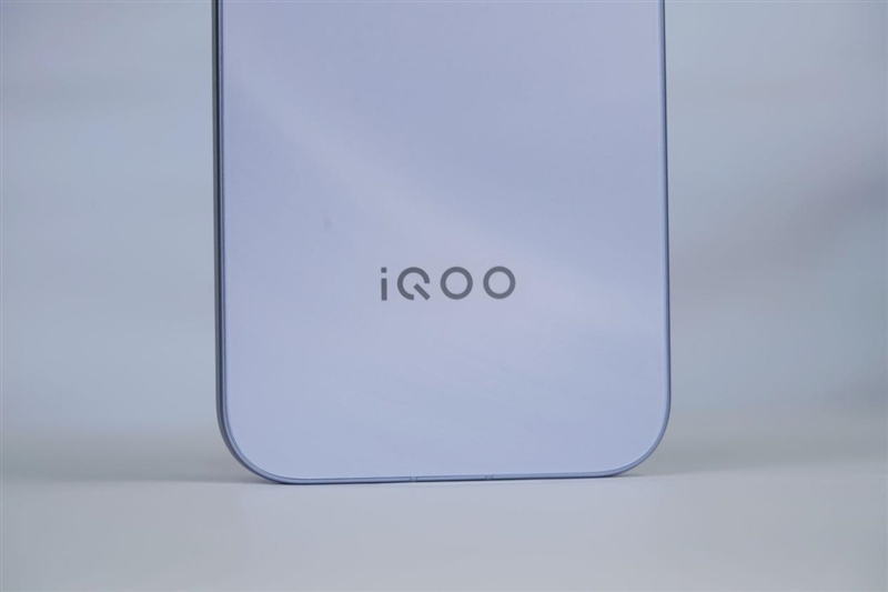 满杯实力无需取舍!iQOO Z11 Turbo评测:第五代骁龙8+Q2独显 新的中端性能王