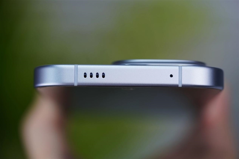 满杯实力无需取舍!iQOO Z11 Turbo评测:第五代骁龙8+Q2独显 新的中端性能王