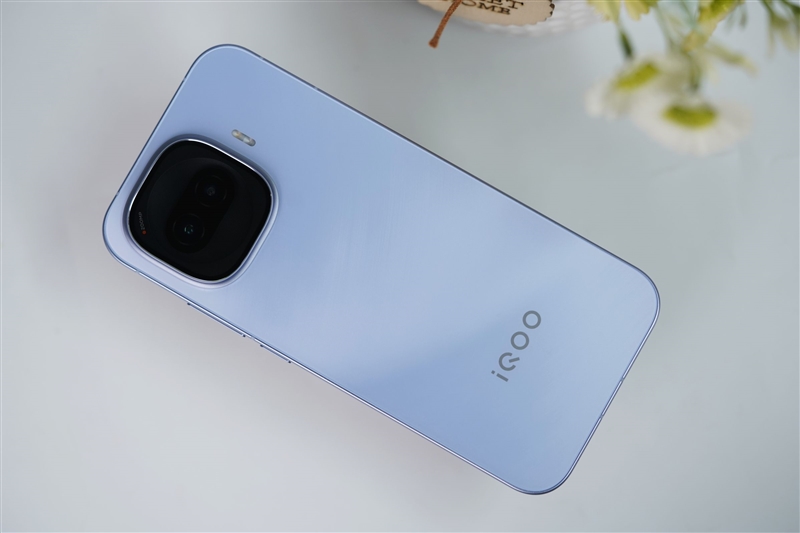 满杯实力无需取舍!iQOO Z11 Turbo评测:第五代骁龙8+Q2独显 新的中端性能王