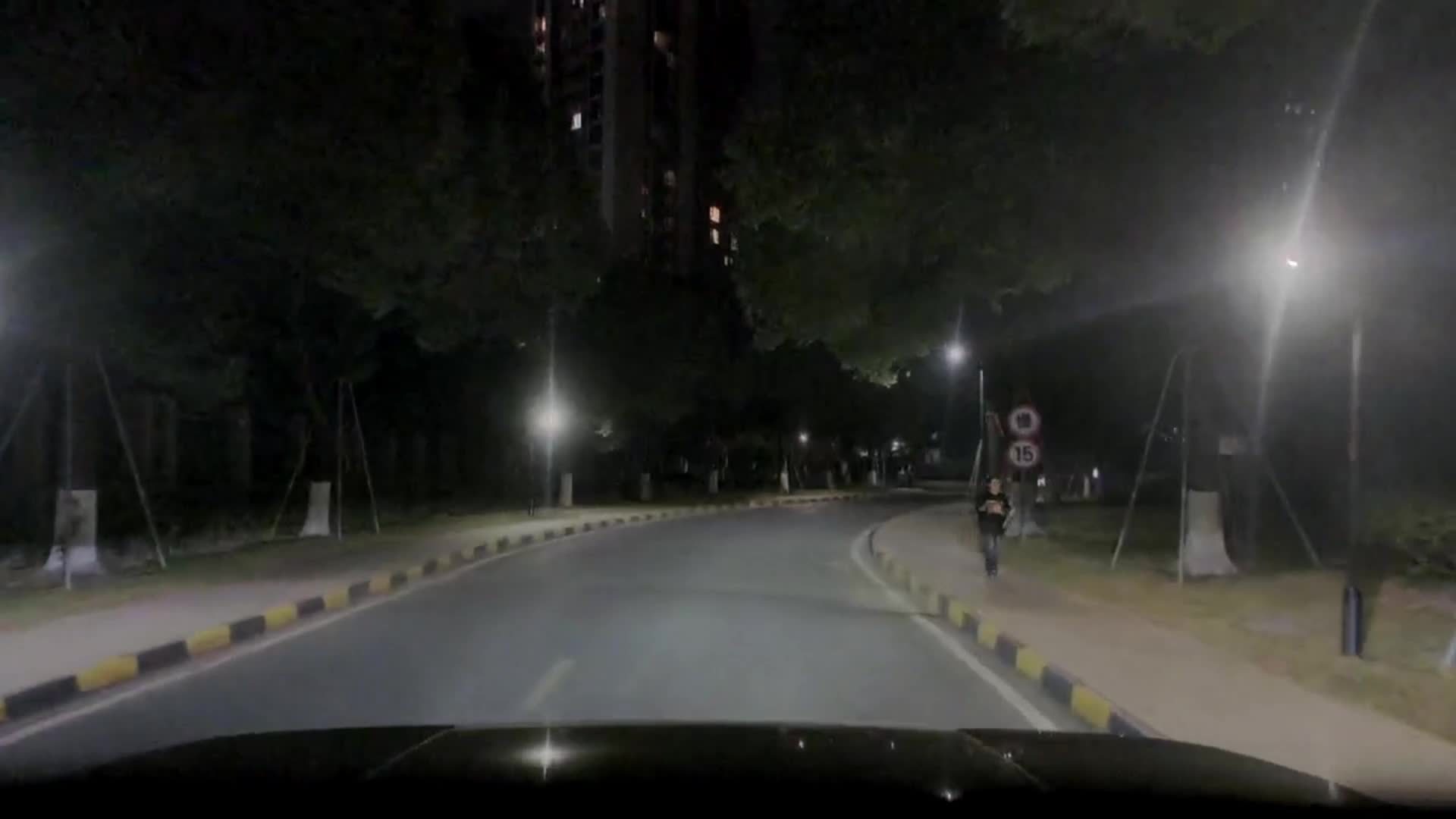 华为靳玉志确认乾崑智驾 ADS 4.1 近期陆续推送，称已开 Beta 版两个多月体验非常丝滑