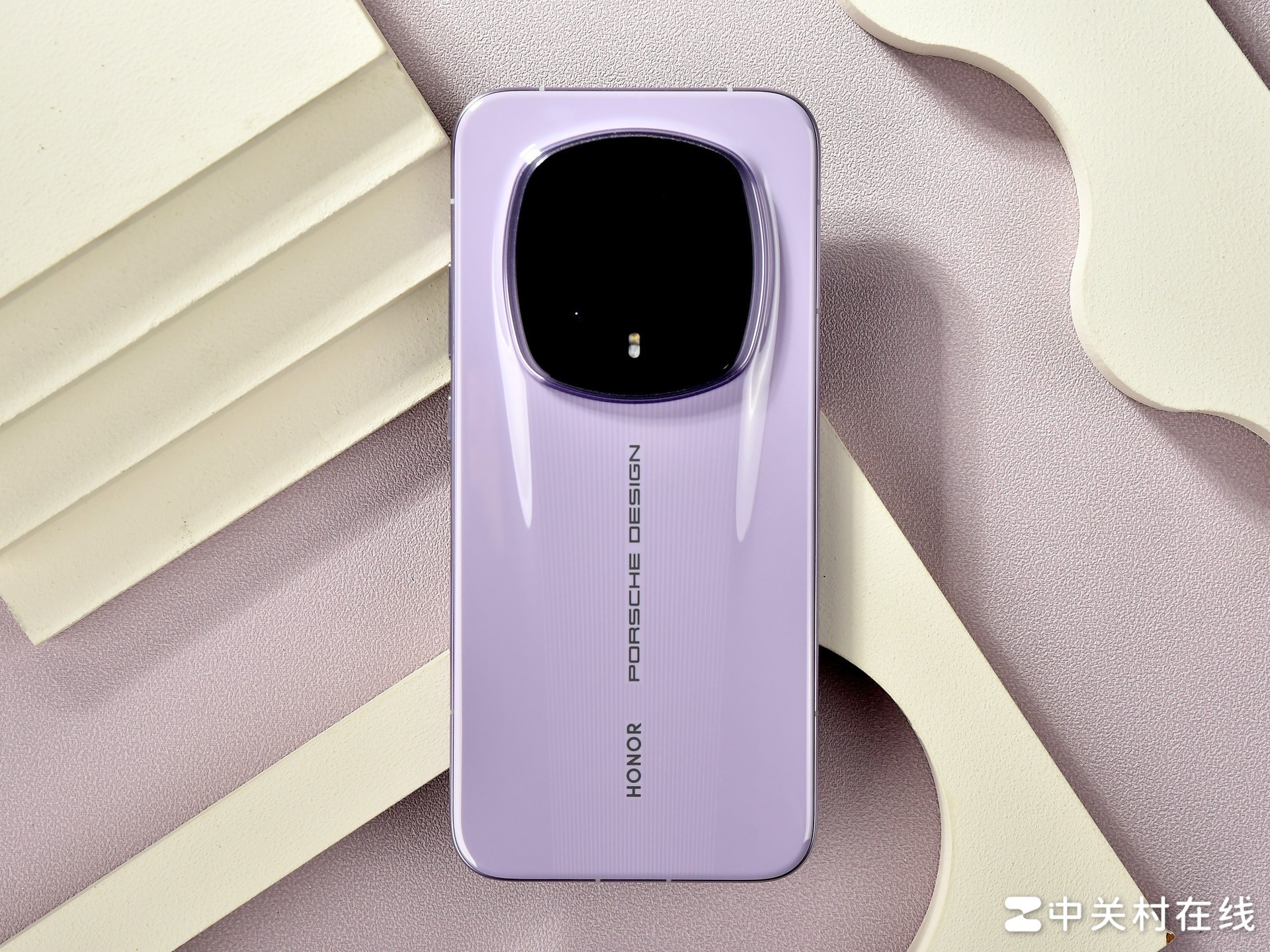 荣耀Magic8 RSR 保时捷设计上手评测:AI影像体验的新高峰