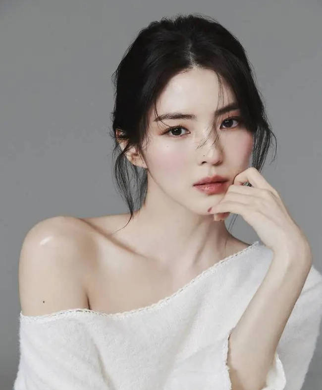 韩素希谈与柳俊烈李惠利争议：理解外界不同的声音