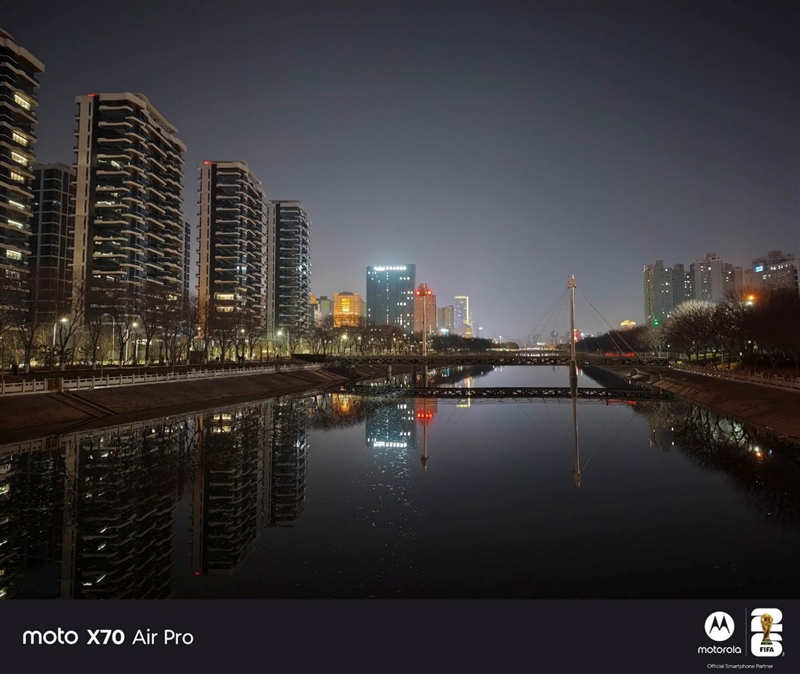 联想moto X70 Air Pro AI手机评测：轻薄AI影像旗舰 随手一拍就是8K大片