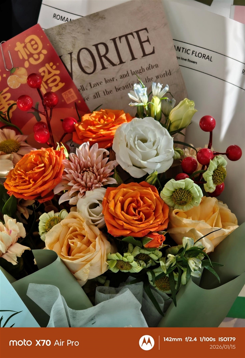 联想moto X70 Air Pro AI手机评测：轻薄AI影像旗舰 随手一拍就是8K大片