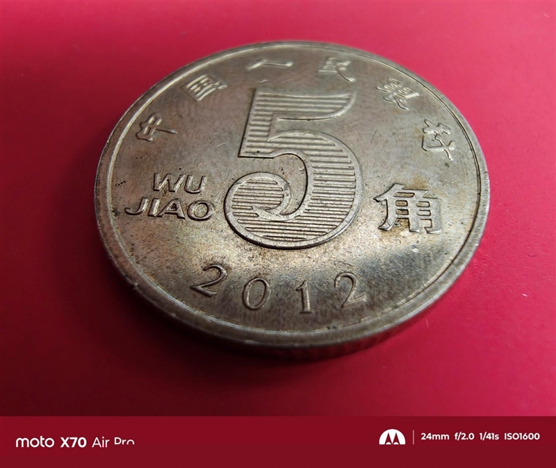 联想moto X70 Air Pro AI手机评测：轻薄AI影像旗舰 随手一拍就是8K大片