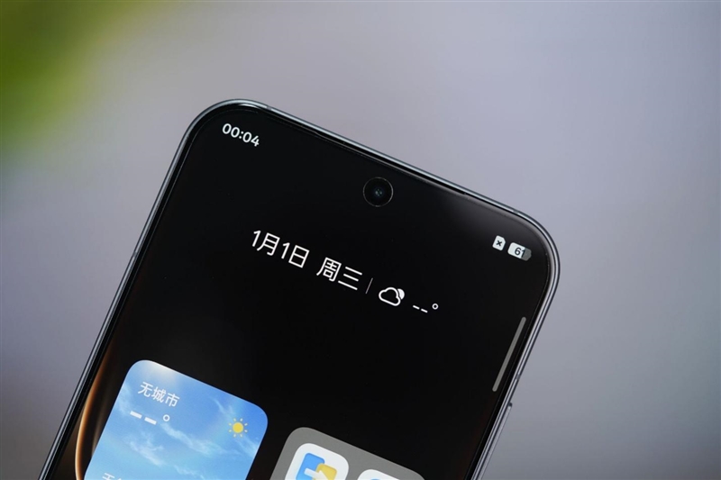 165Hz 满帧生态 + 极客面板 真我Neo8全面评测：这才是新一代潮玩电竞旗舰该有的样子