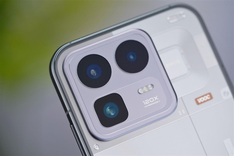 165Hz 满帧生态 + 极客面板 真我Neo8全面评测：这才是新一代潮玩电竞旗舰该有的样子