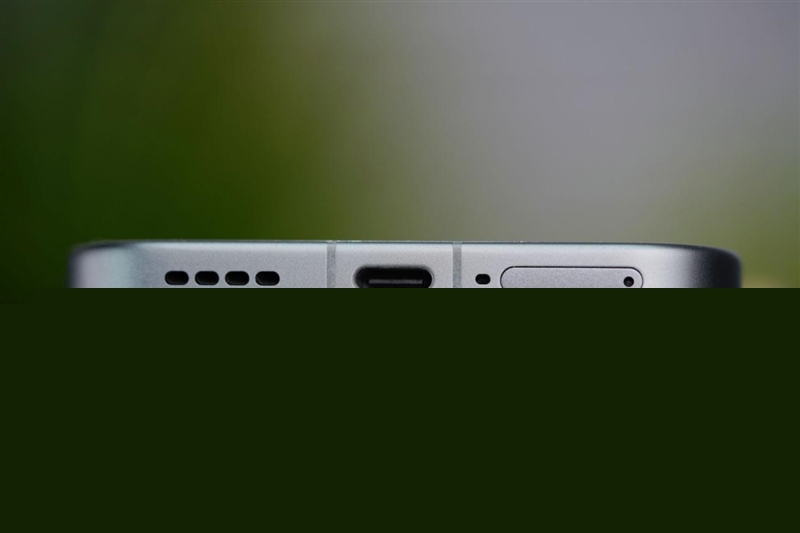 165Hz 满帧生态 + 极客面板 真我Neo8全面评测：这才是新一代潮玩电竞旗舰该有的样子