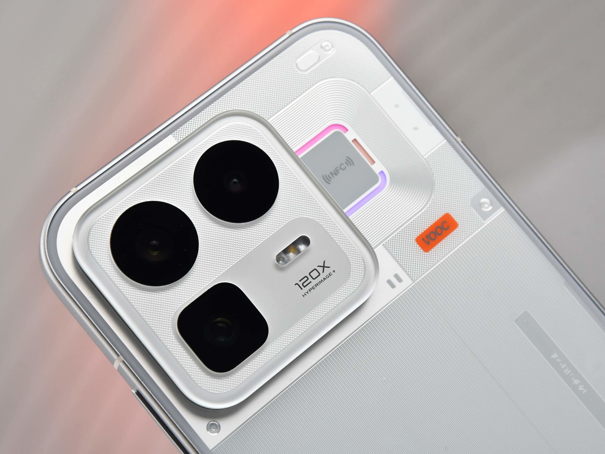 真我Neo8全面评测：越级还是开挂？这次性能设计全拉满