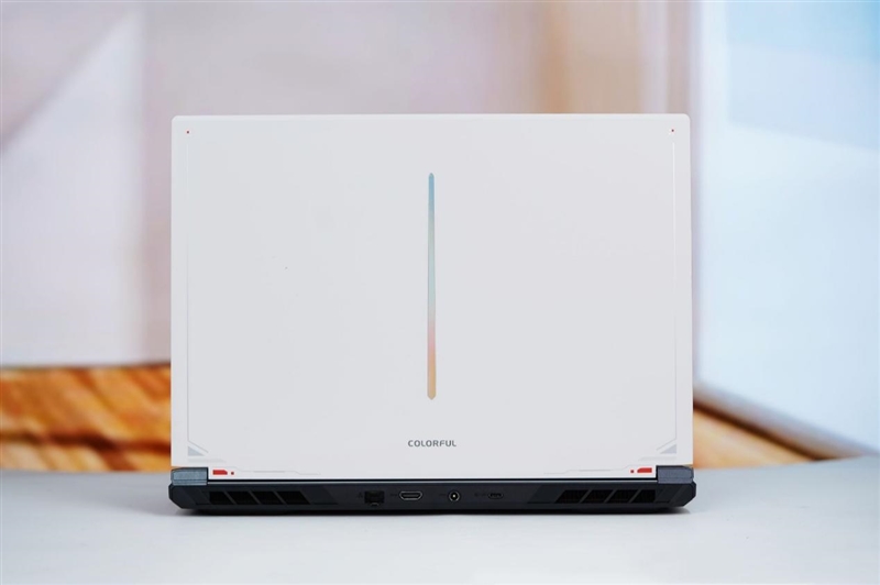 QLC早已今非昔比!七彩虹隐星P16 Pro笔记本评测:最强消费级QLC SSD配高性价比游戏本!