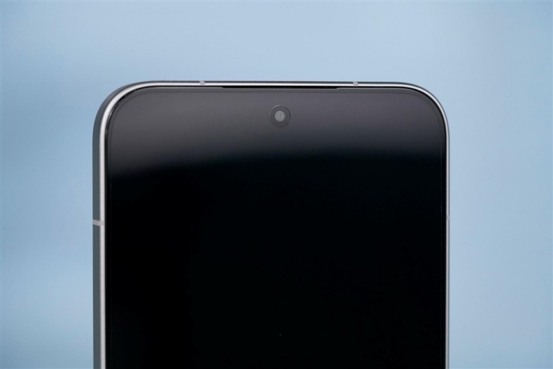 9000mAh电池+满血天玑9500s! REDMI Turbo 5 Max全面评测:这次把中端机的桌子掀了