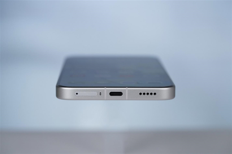 9000mAh电池+满血天玑9500s! REDMI Turbo 5 Max全面评测:这次把中端机的桌子掀了