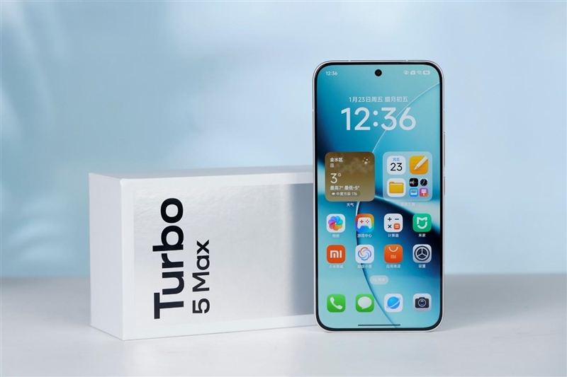 9000mAh电池+满血天玑9500s! REDMI Turbo 5 Max全面评测:这次把中端机的桌子掀了