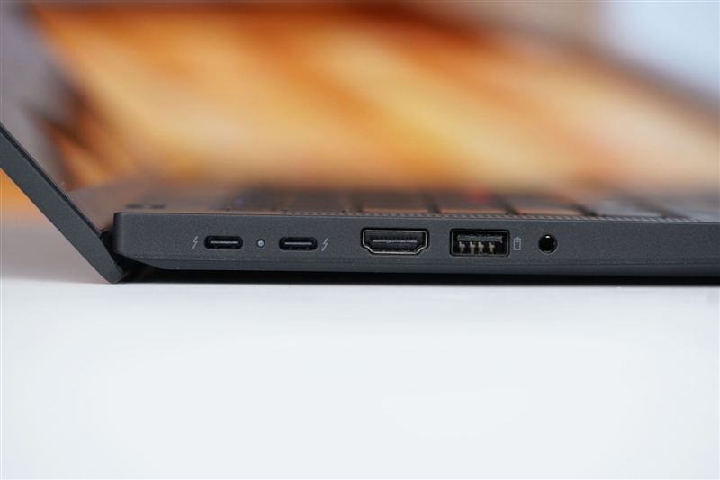 AI加持下的精英商务本 联想ThinkPad T14 Gen6笔记本评测:28W锐龙能效喜人 内建NPU更灵活