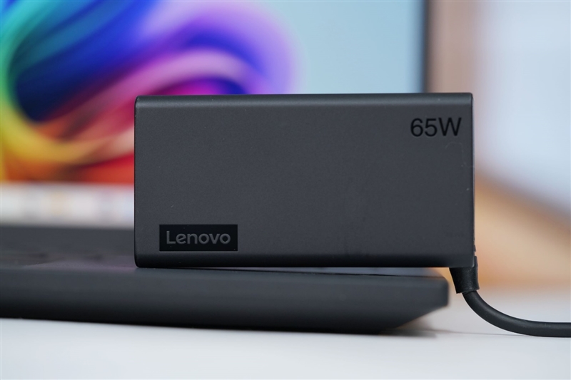 AI加持下的精英商务本 联想ThinkPad T14 Gen6笔记本评测:28W锐龙能效喜人 内建NPU更灵活