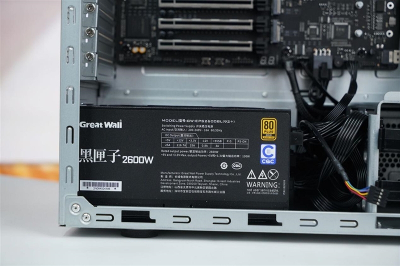 4张96GB显存暴力输出!英特尔锐炫Pro B60和长城世恒X-AIGC工作站评测:可满足千人同时在线聊天