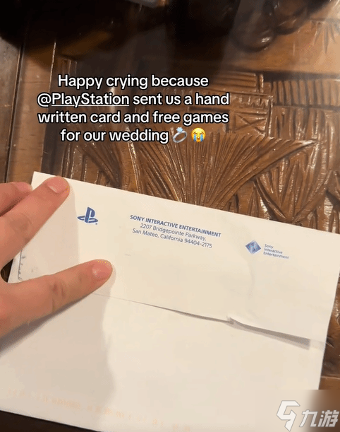 羡慕!新人结婚邀请索尼 结果索尼真随礼了!