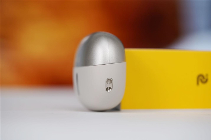 299 元卷出天际!哈趣 Ace1 耳机评测:自带 AI 翻译与会议纪要 它真能平替千元旗舰