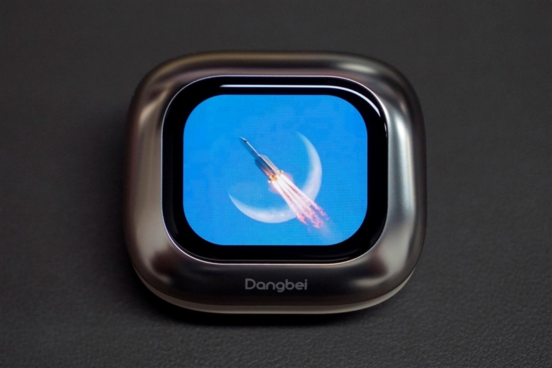 当耳机带了AMOLED屏 当贝Air1深度评测:是时尚耳饰 更是地表最强 AI 耳机