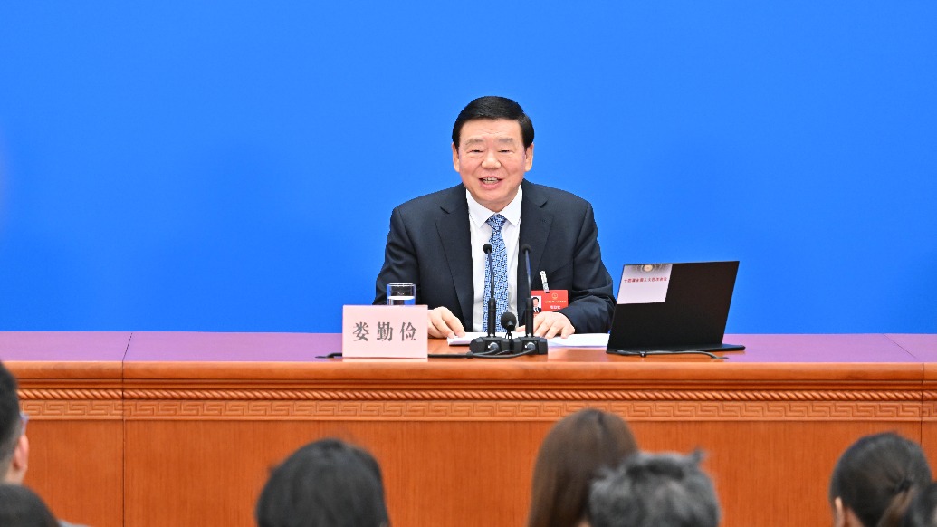 从人形机器人到伊朗局势，人大首场发布会直面这些热点问题