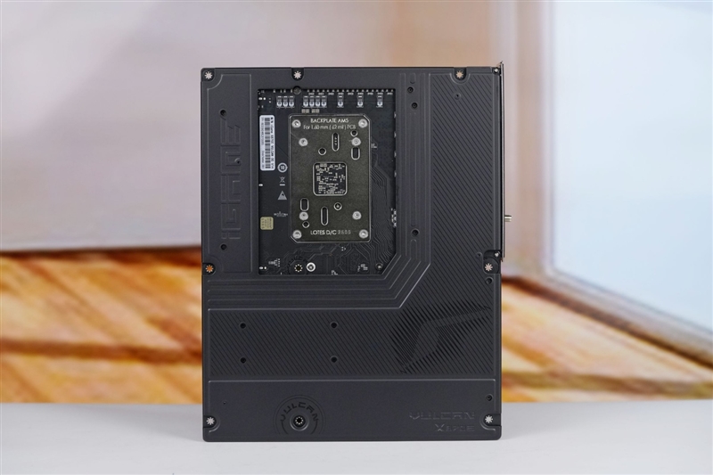 AMD X3D最强优化！七彩虹iGame X870E Vulcan OC V14火神主板评测：专属优化 温度更低性能更强