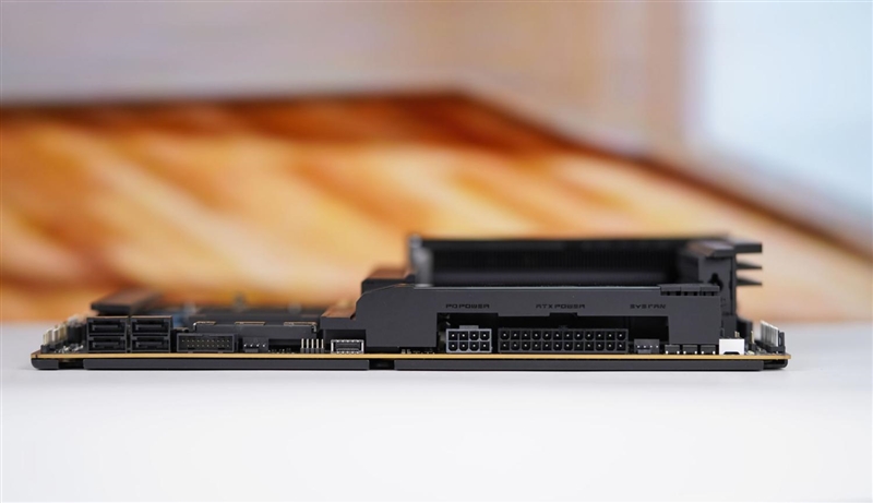 AMD X3D最强优化！七彩虹iGame X870E Vulcan OC V14火神主板评测：专属优化 温度更低性能更强