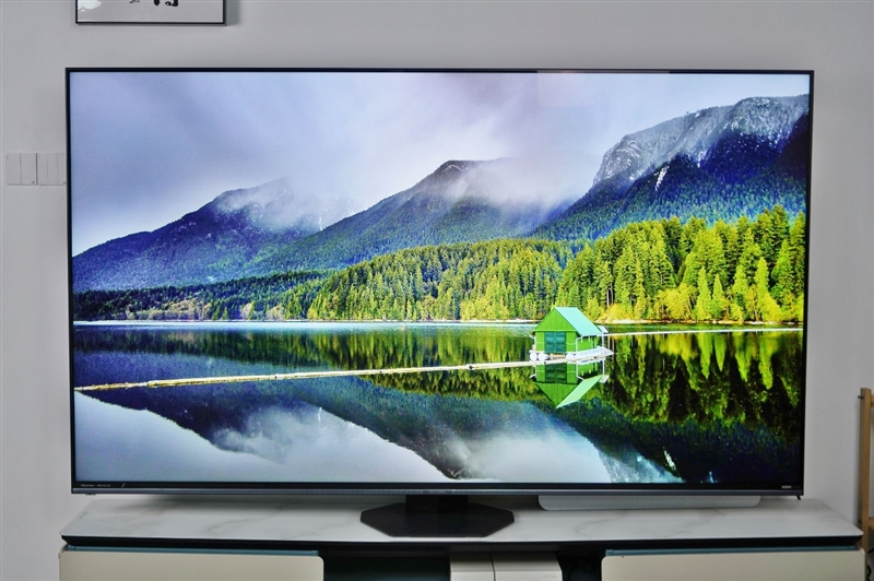 OLED时代终结者！RGB-Mini LED电视海信E8S评测：这才是好画质