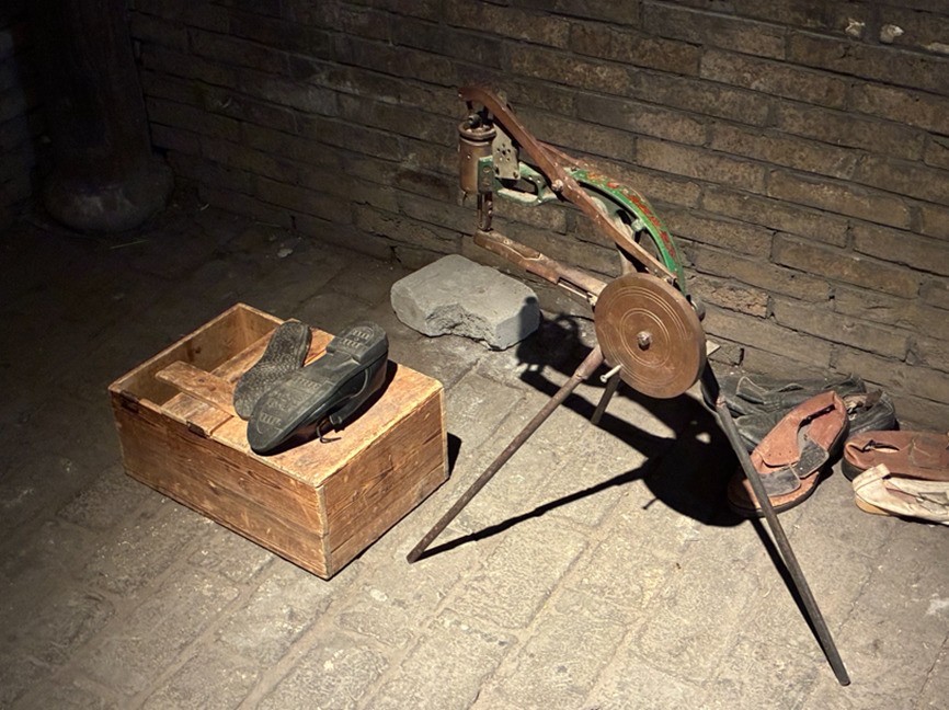 旧瓶装新酒，好喝不好喝？iPhone 17e全面评测