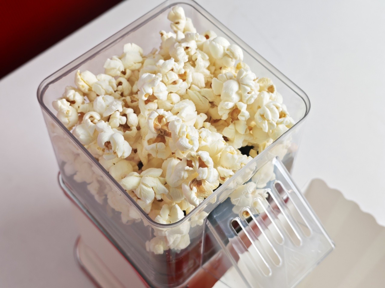 一加 15T 发布会邀请函:小屏大魔王,又小又强又美又全面