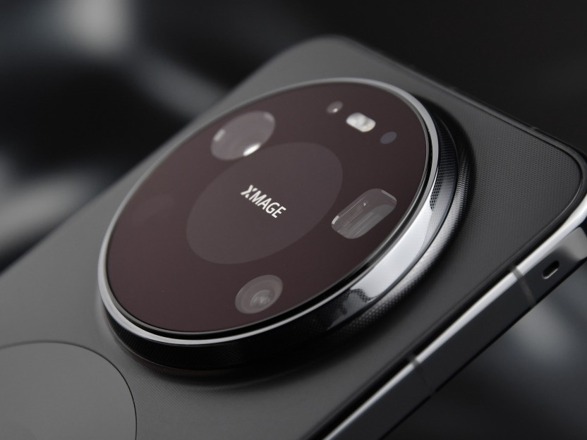 华为 Mate 80 Pro Max风驰版全面评测:把风吹进旗舰