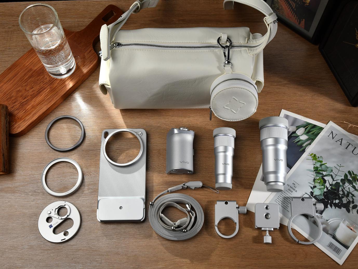 vivo X300 Ultra全面评测 手机里的“专业V单”究竟有多能打？