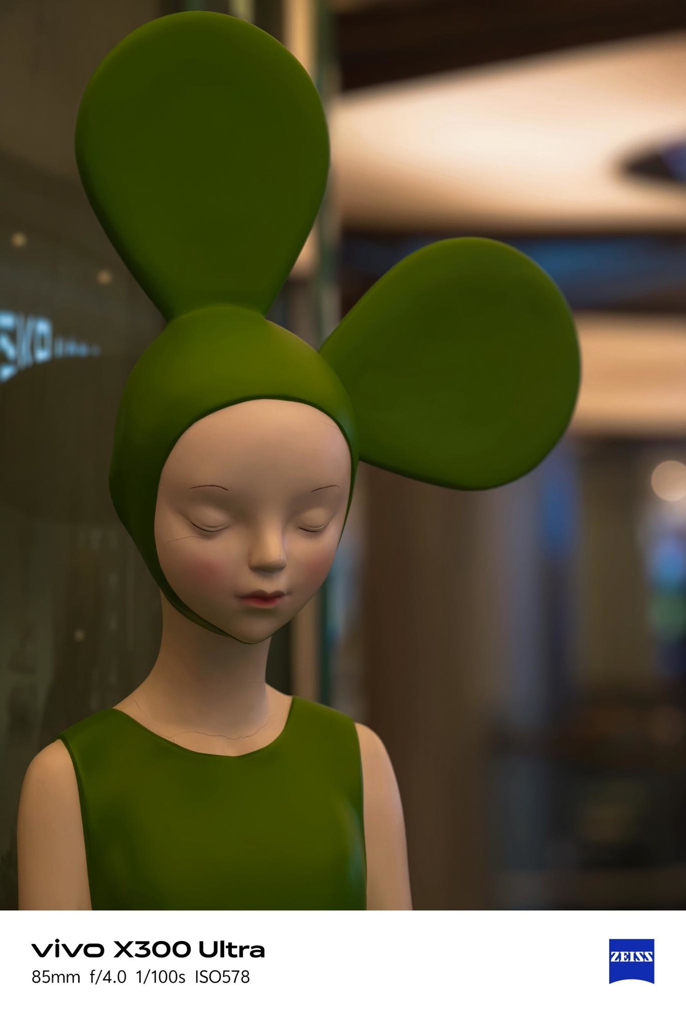 vivo X300 Ultra全面评测 手机里的“专业V单”究竟有多能打？