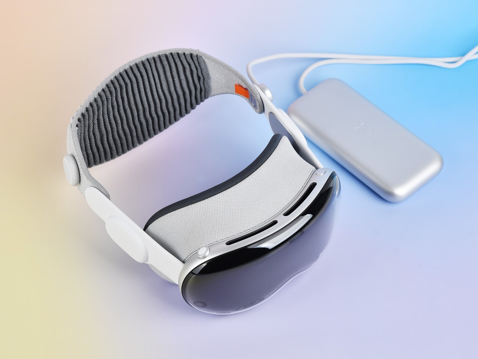 骂归骂，服归服 苹果50年骚操作名场面盘点