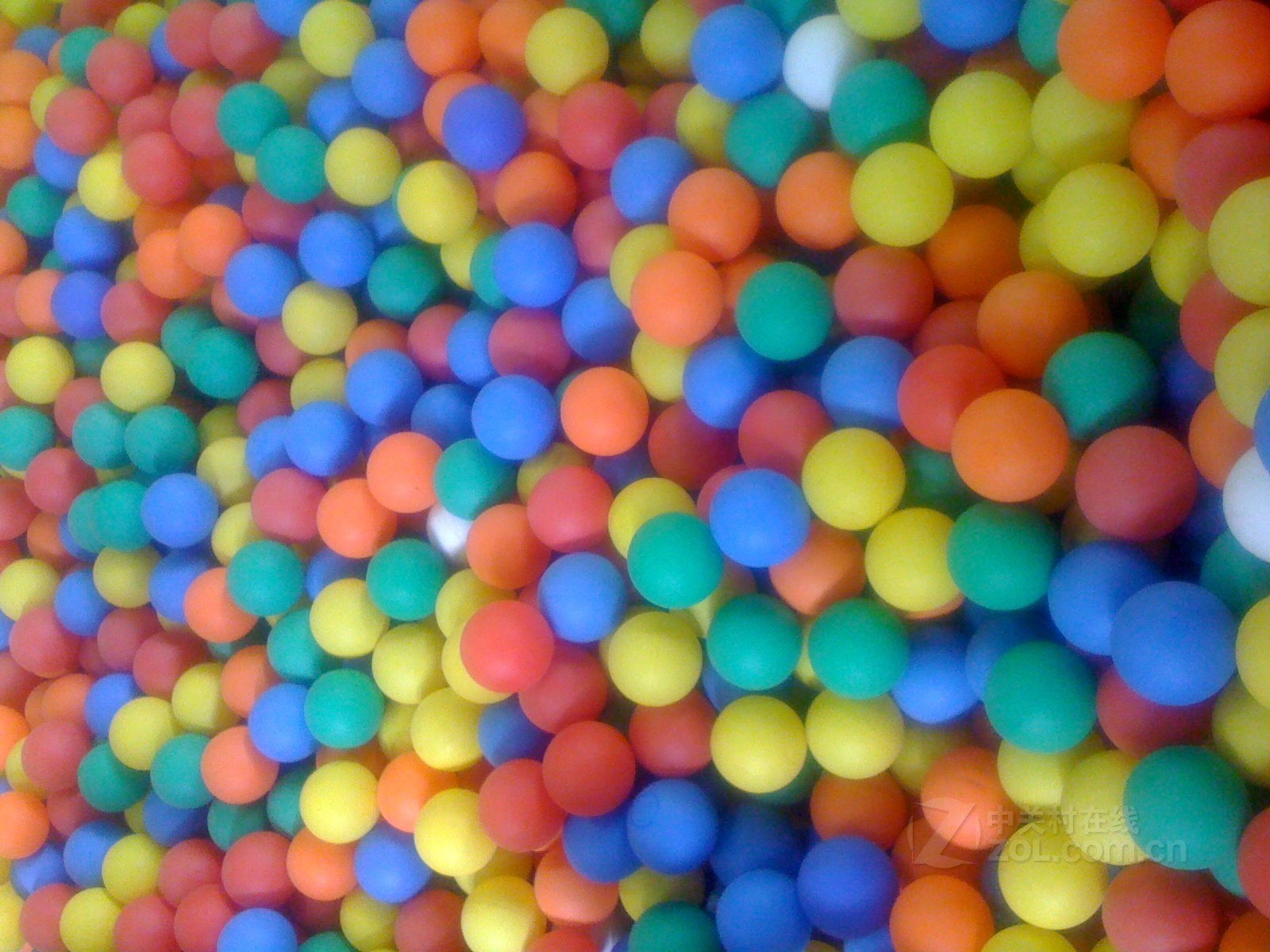 从iPhone 4暴涨80倍说开去 为何我们更爱老手机拍的老照片